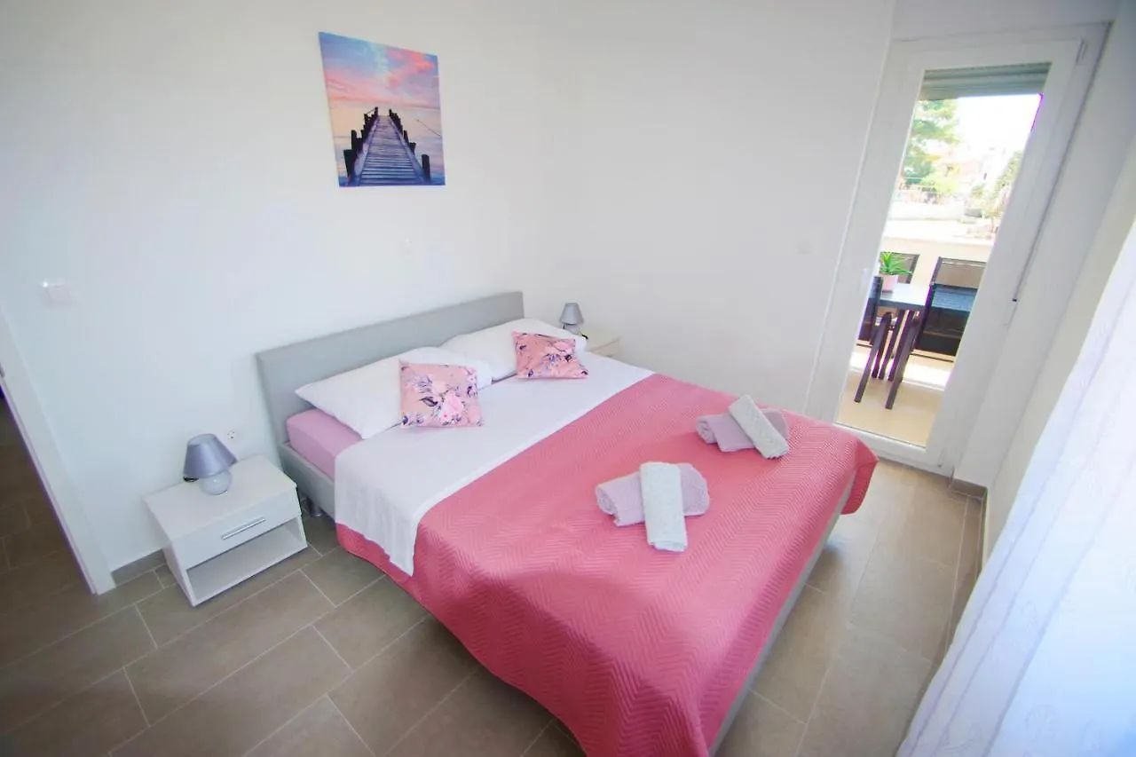 Holiday Apartments Ivan & Niko Pomer Croatia